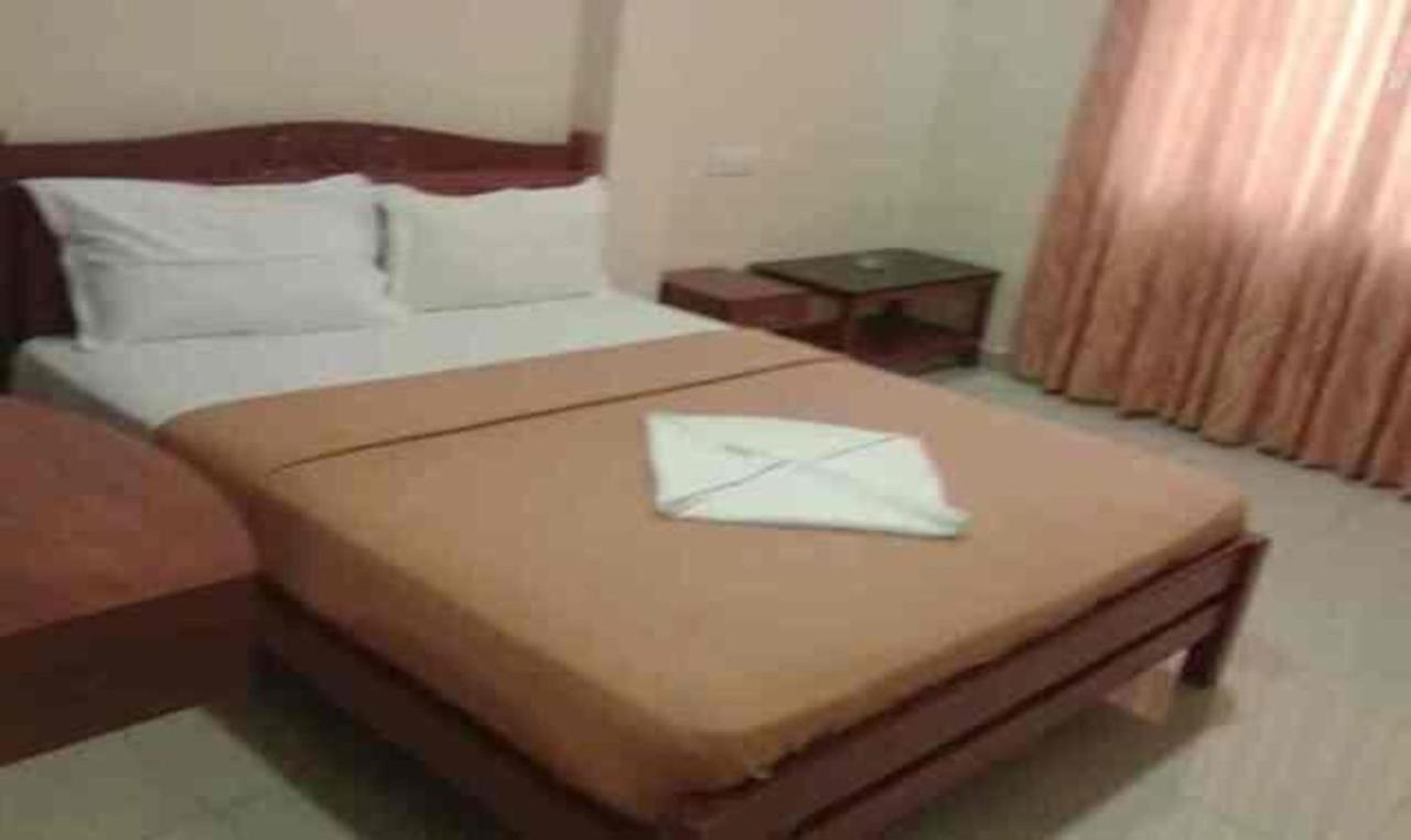 Fabhotel Smack Residency Chennai Exterior photo